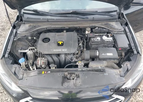 2017 Hyundai Elantra Se z USA, uszkodzony, nr VIN 5NPD74LF6HH194567